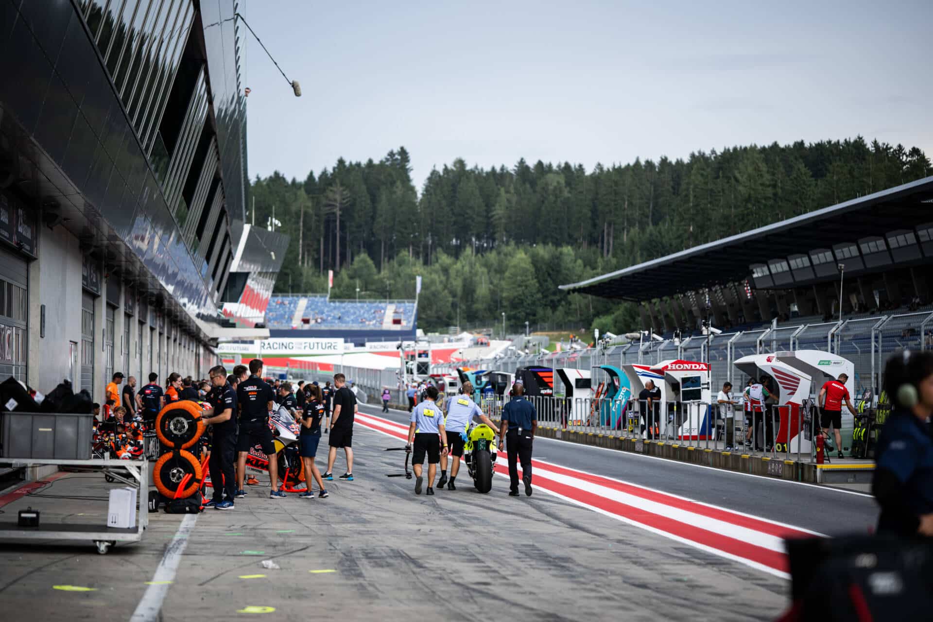 Day2_Gresini_MotoE_R11_Austria-21